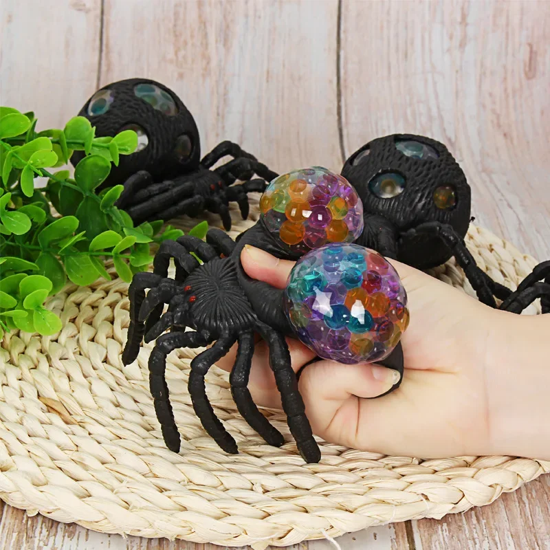 Novelty Gag Toys Stress Relief Toy Simulation Trick Black Spider Exquisite Frightening Return To School Gift for Best Friend