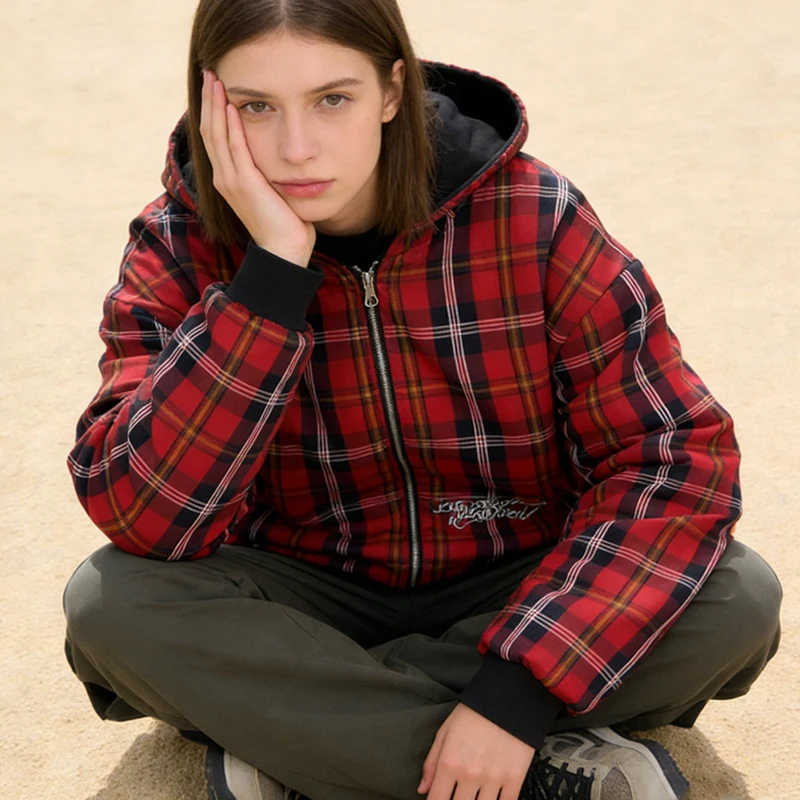 

New autumn and winter vacation two-piece hoodie with grid lining hoodie, fashionable street men's and women's casual jacket