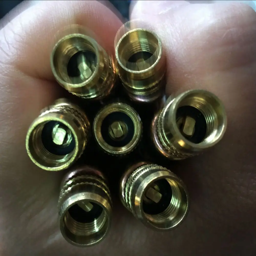 

Насадка-адаптер для накачки шин самокатов и велосипедов, силиконовые насадки для насоса Xiaomi Mijia M365