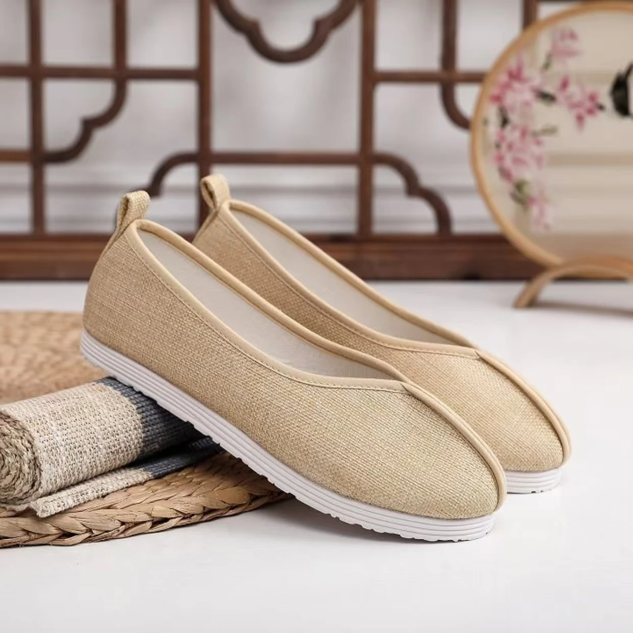 Women Flat Sole Solid Color Hanfu Shoes Spring Autumn New Soft Sole Shallow Slip On Traditional Chinese Cloth Shoes Qipao Shoes