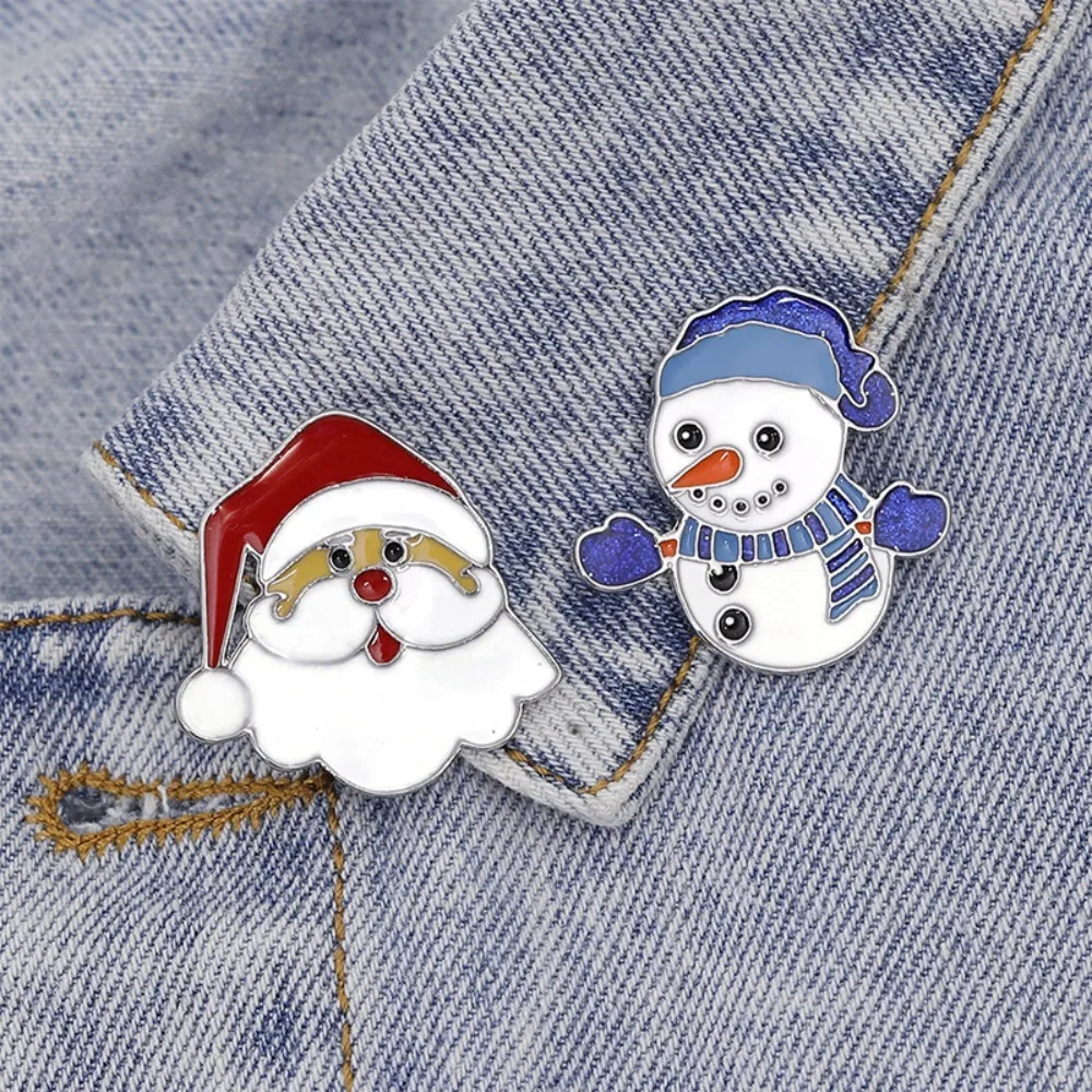 Halloween Christmas Brooch Fashionable Metal Santa Rhinestone Badge Snowman Cartoon New Year Pins Clothing Accessories