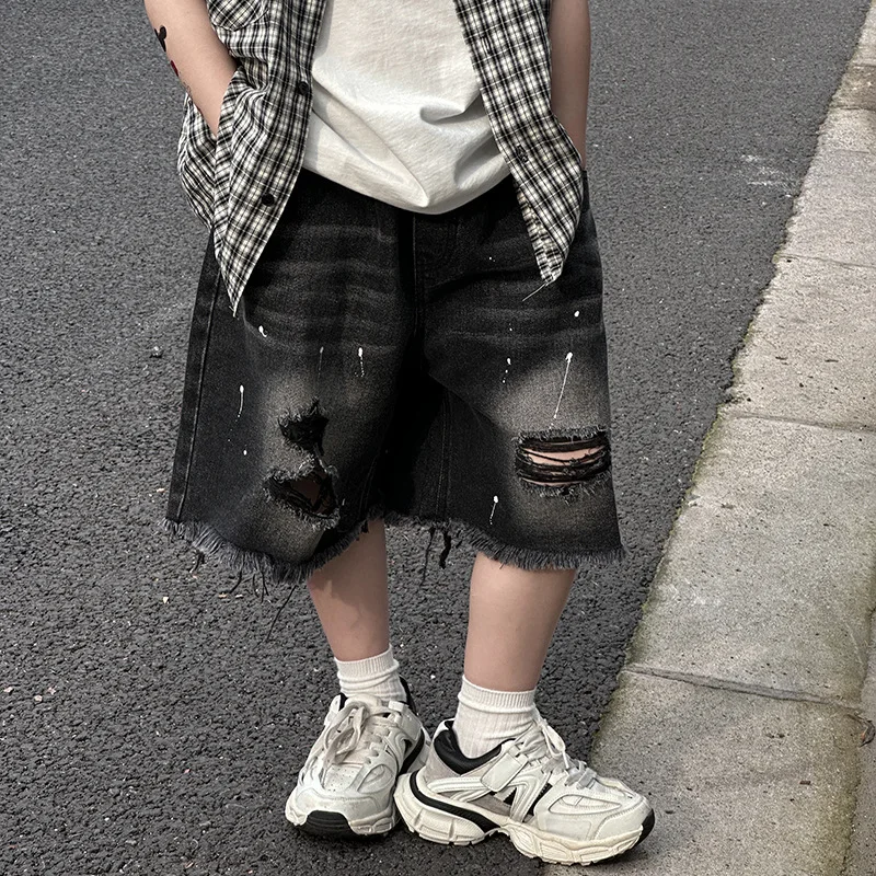 Boys Pants 2024 Korean Style Summer New Fashion Solid Color Jeans Shorts Vintage Ripped Pants Oil Paint Summer Children Trousers