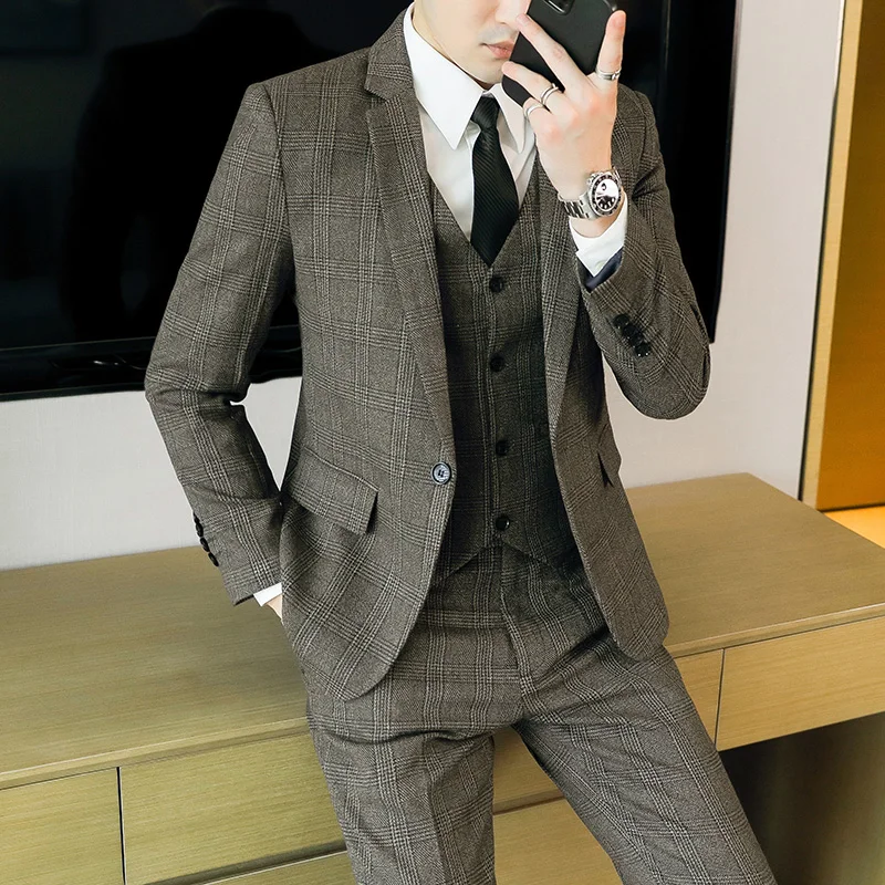 

High Quality Suit (suit + Vest + Trousers) New Men's Stylish and Handsome 3/2 Piece Set Smart Casual Four Seasons Polyester
