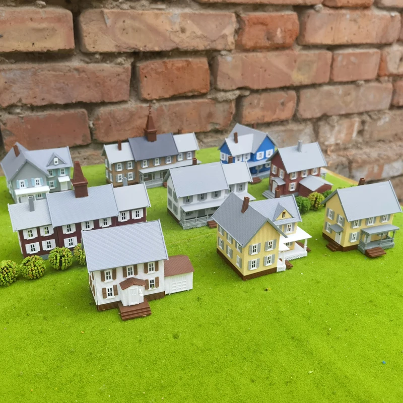 Lot de maquettes montées véhicules X9 caisses , Vente aux enchères