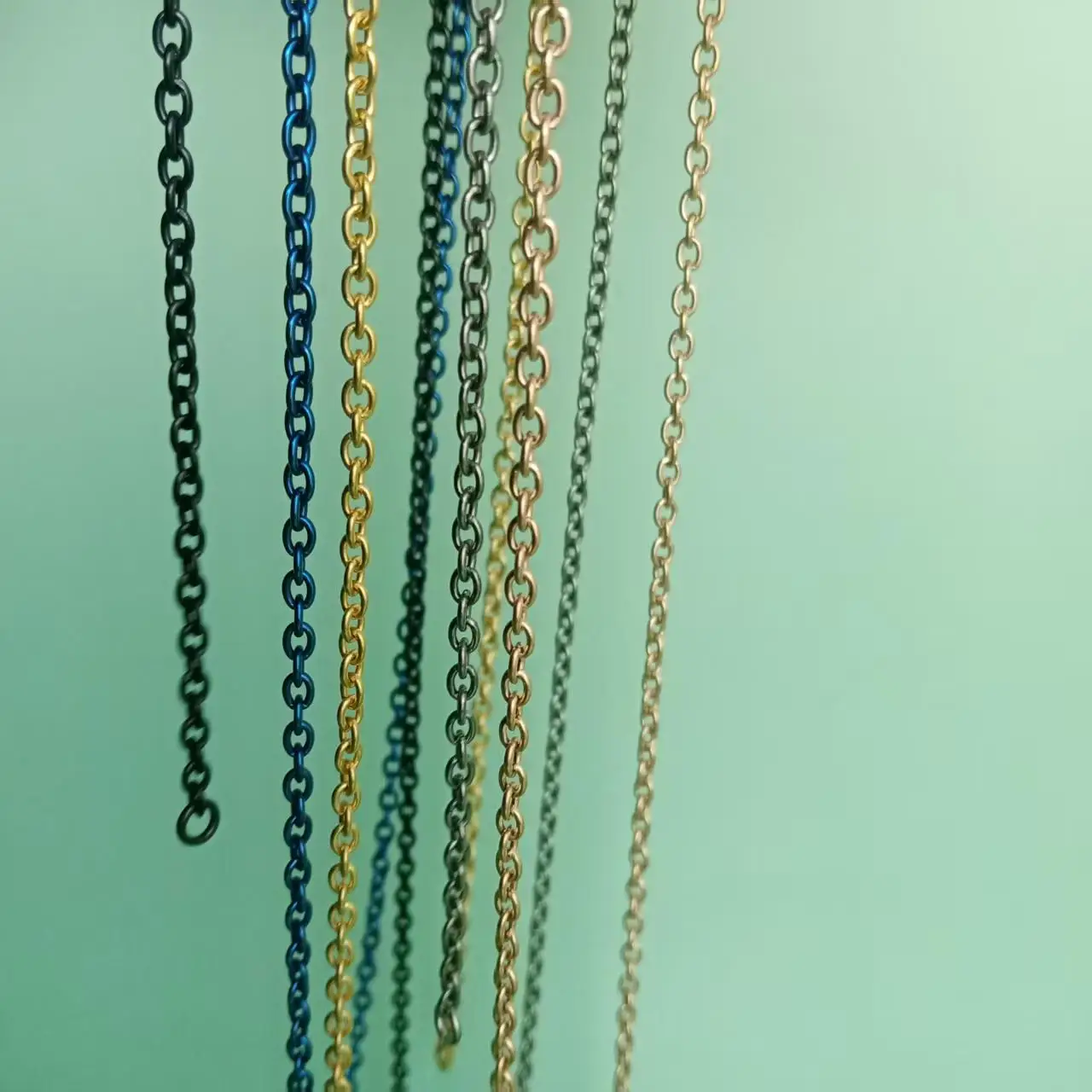 

3.0mm Pure Titanium O-Chain Necklace for Women - Waterproof, Anti-Allergic & Lightweight, Perfect for Sweater Matching