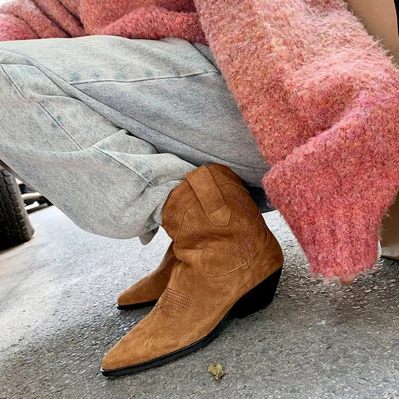 Western Boots Med Heel Winter BotasWoman Slip On British Style LadyShoes CowSuede Daily Bota Spring Autumn Cowgirls Ankle Boots