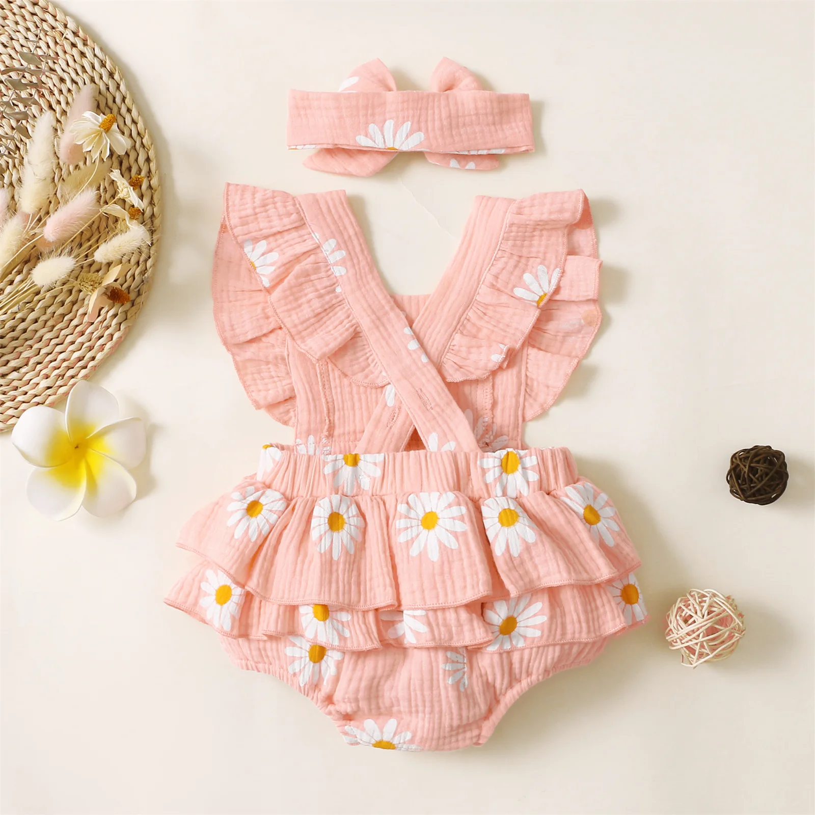 PatPat 2pcs 100% Cotton Summer Cute Baby Girl Clothes Infant Jumpsuit Daisy Print Crepe Fabric Baby Romper with Headband Set