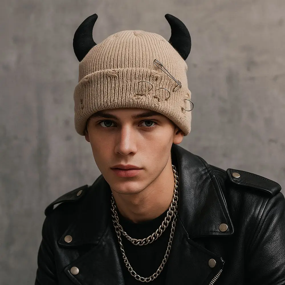 New With Devil Horns Winter Knitted Beanie Pin Decoration Funny Distressed Skull Cap Solid Color Elastic Yarn Hat Unisex