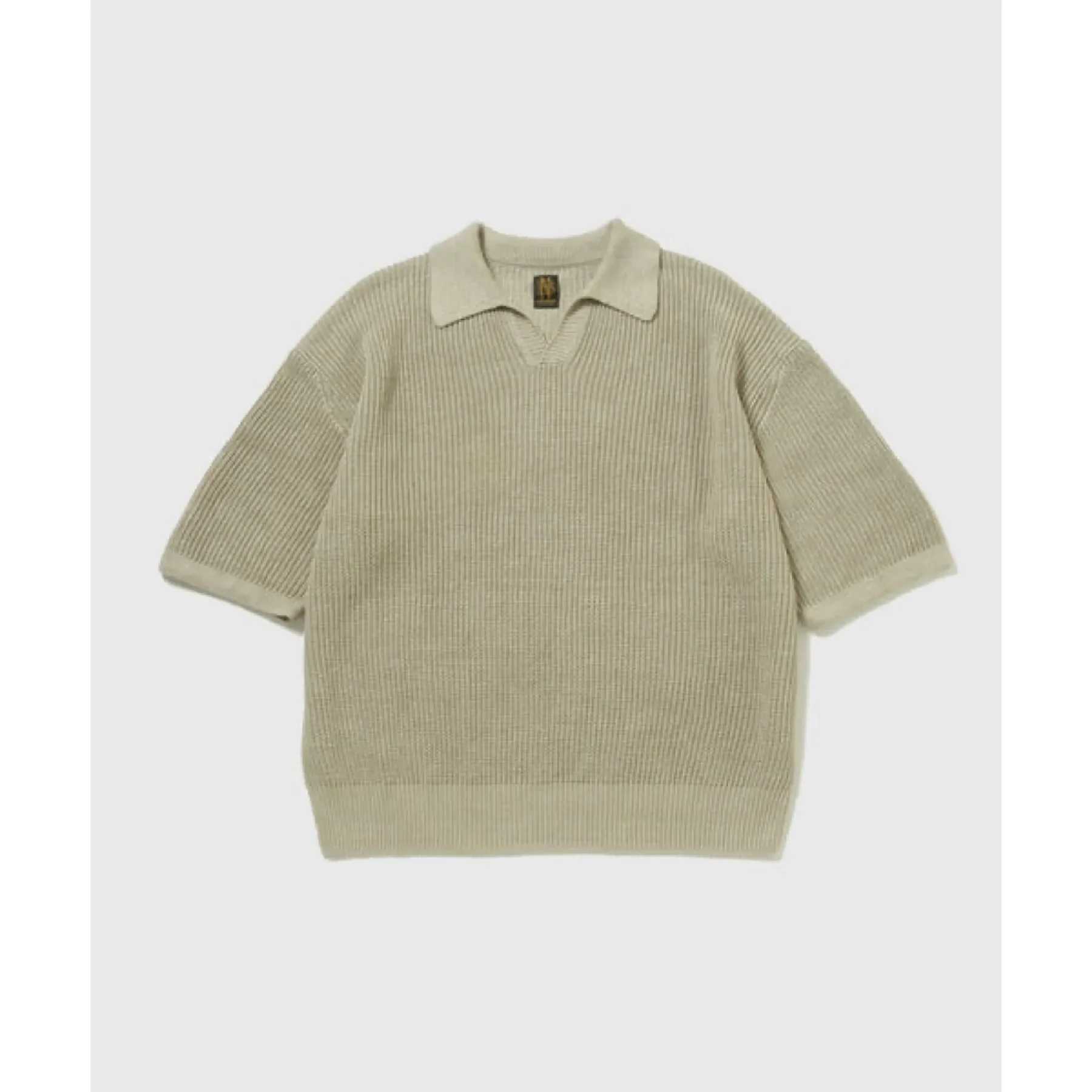 

Japanese niche [Bat] cotton and linen hollow knitting, low-key V-neck medium-sleeved polo shirt