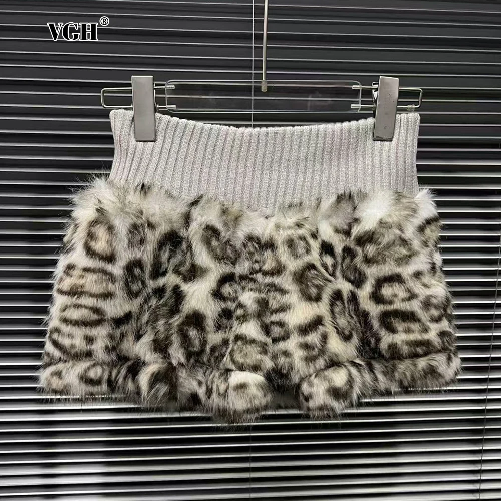 VGH Chic Streetwear Spliced Faux Leopard Fur Shorts High Waist with Elastic Sexy Club Mini Pants Female Fashion Spring Clothing