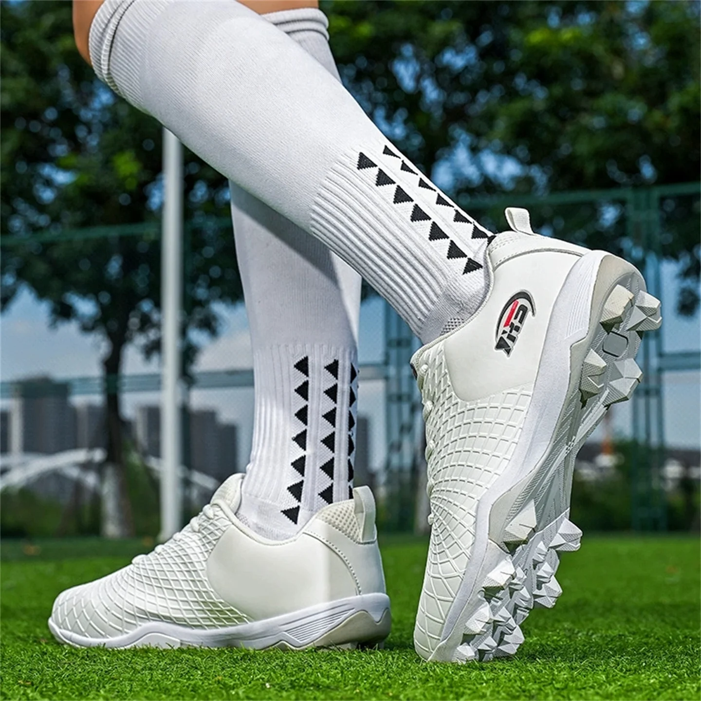 

Профессиональные унисекс-кроссовки для бейсбола и софтбола — ультралегкие, дышащие, с нескользящей подошвой, для тренировок на открытом воздухе и повседневной носки