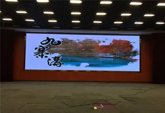 Custom Weatherproof Outdoor LED Display3D Holographic Display With Portable Cardboard Case