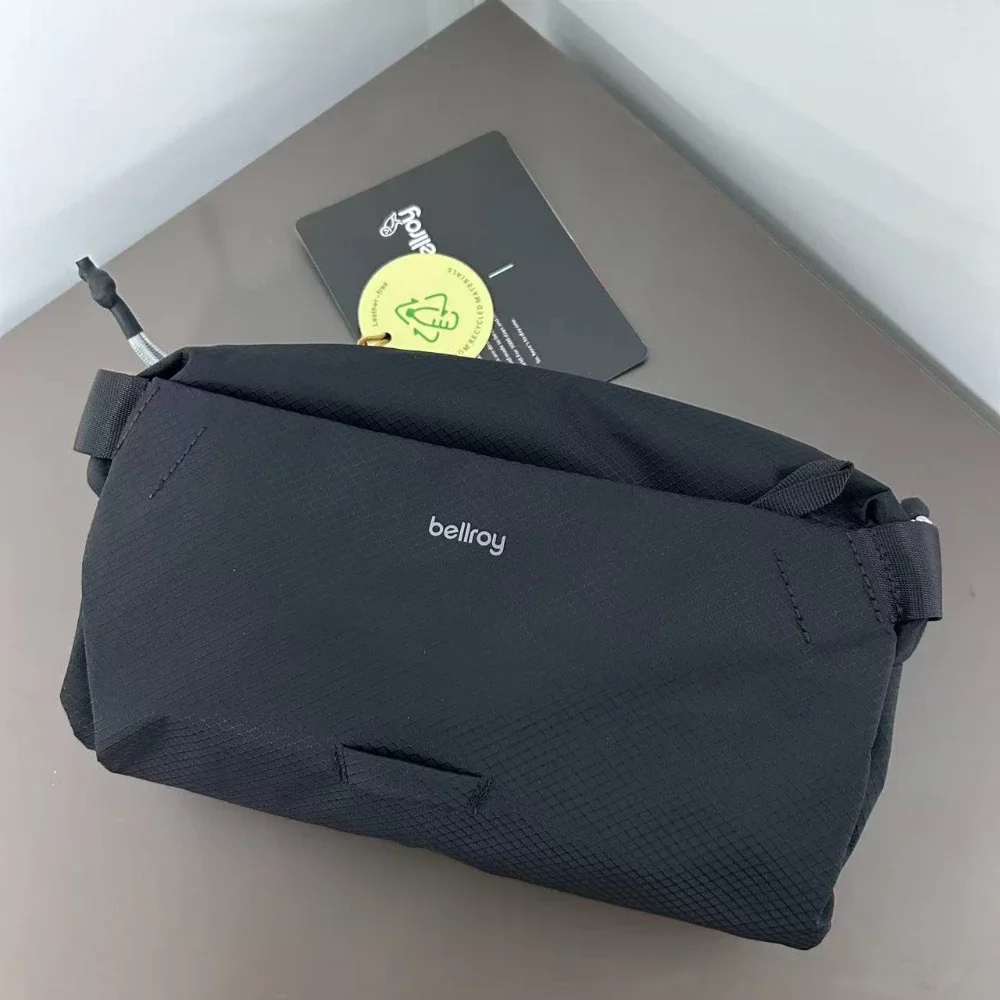 Bellroy Lite Sling 7L Leichte Umhängetasche für Herren, Luxuriöse Magnetverschluss-Umhängetasche, EDC-Brusttasche für Pendler, Fahrrad- und Reisetasche – Detail 8