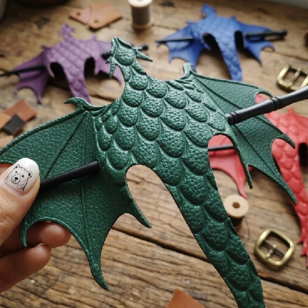 1 Stück Gotischer Drachenflügel-Haarstab, Mittelalterlicher Drachen-Haarstab mit Wikinger-Ledergriff, Holzstab für Damen Alltagsgebrauch & Cosplay – Detail 7