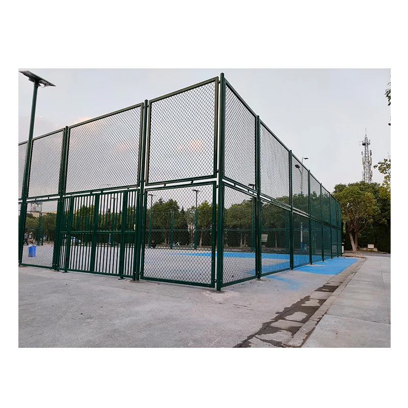 Pagar Kawat Las Berbingkai Kustom, Pagar Stadion