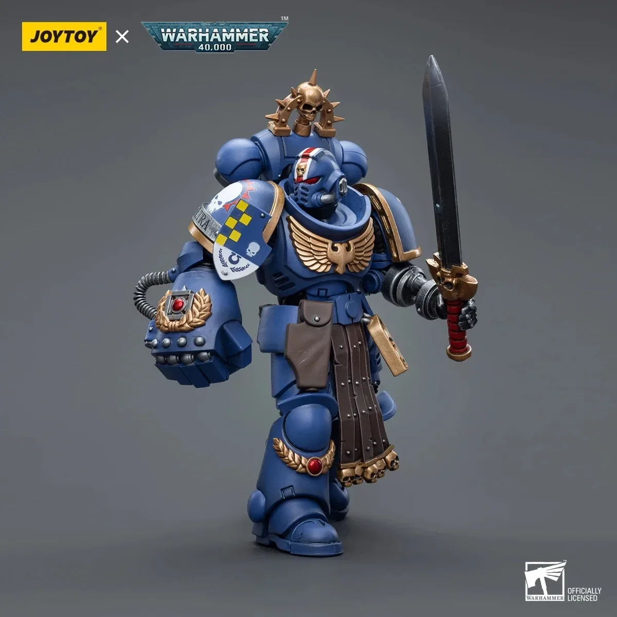 【Accessories】[IN STOCK] JOYTOY  Warhammer 40k 1/18 Action Figure Ultramarines Lieutenant with Power Fist Model Toy