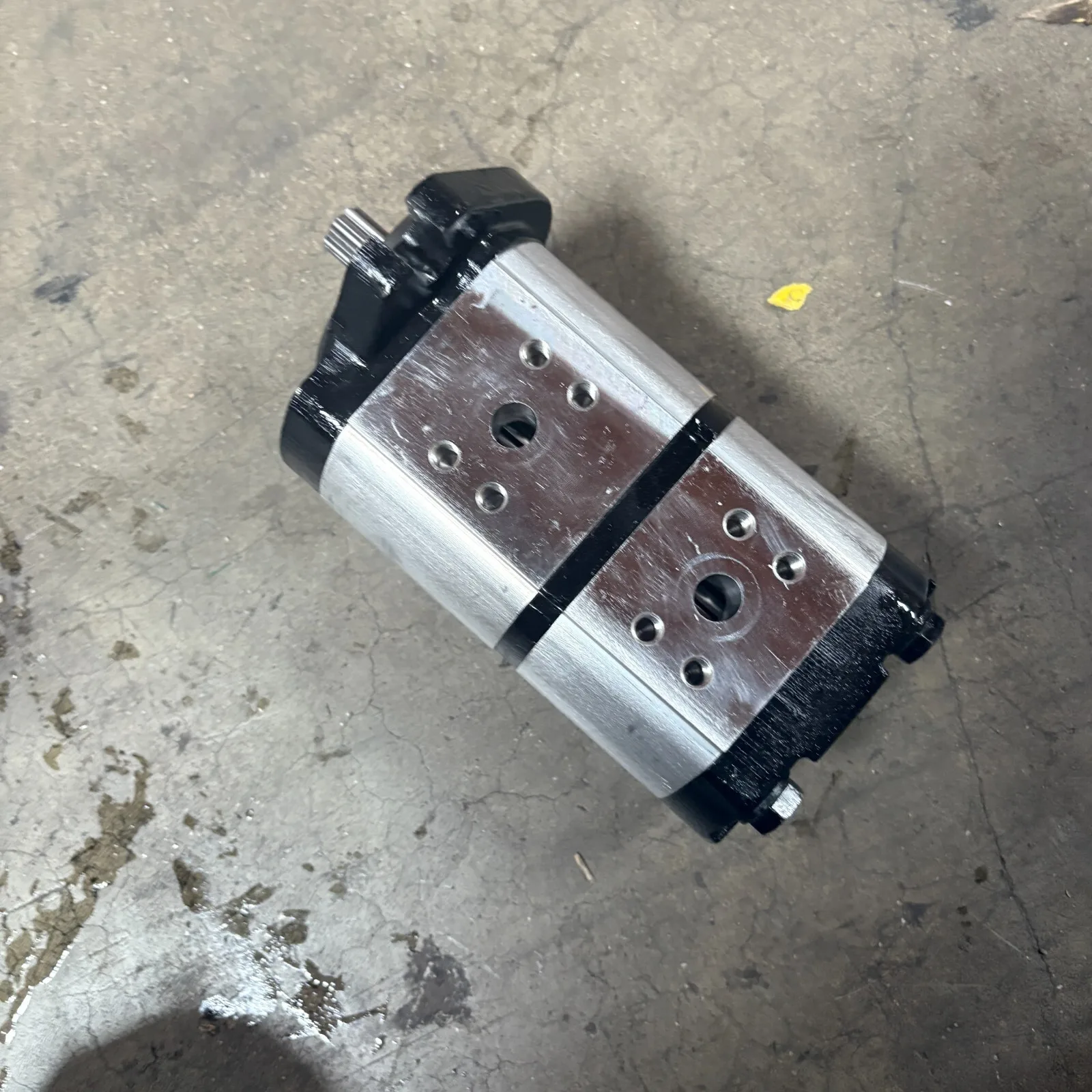 31Q5-30020 31Q5-30030 Gear Pump For HYUNDAI R140W-7 R150W-7
