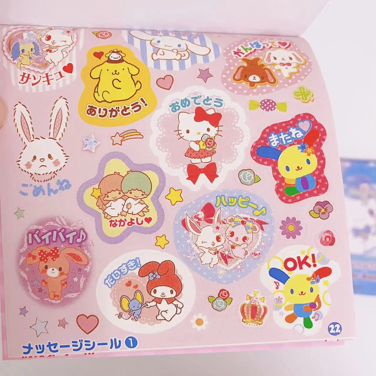 24-page Cartoon Sanrio Sticker Handbook Notebook Notes Decorative Sticker Set Cute Creative DIY Sticker Book Toy Gift