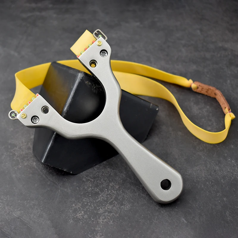 New Stainless Steel Slingshot High Quality Laser Slingshot with Flat Rubber Band Outdoor Competitive Shooting Catapult