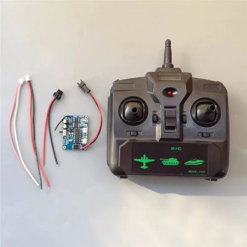 2.4GHz 4 Channel Speed Adjustable Transmitter Dual Motor Differential Turn RC Tank Boat Parts