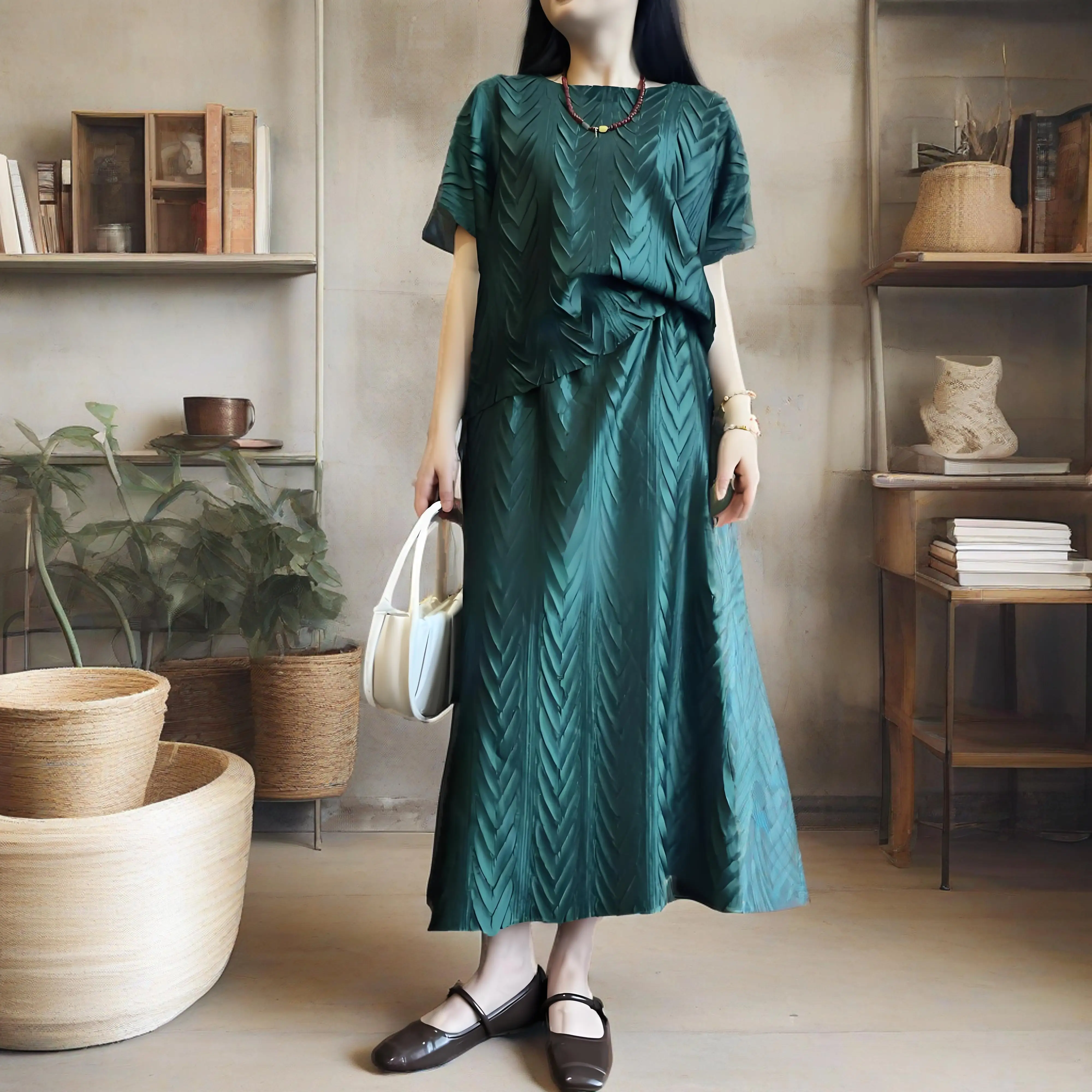 

Miyake Women's Top Large Size Skirt Pleated Light and Thin Meat-covering Short-sleeved T-shirt Set Fashionable Two-piece Set