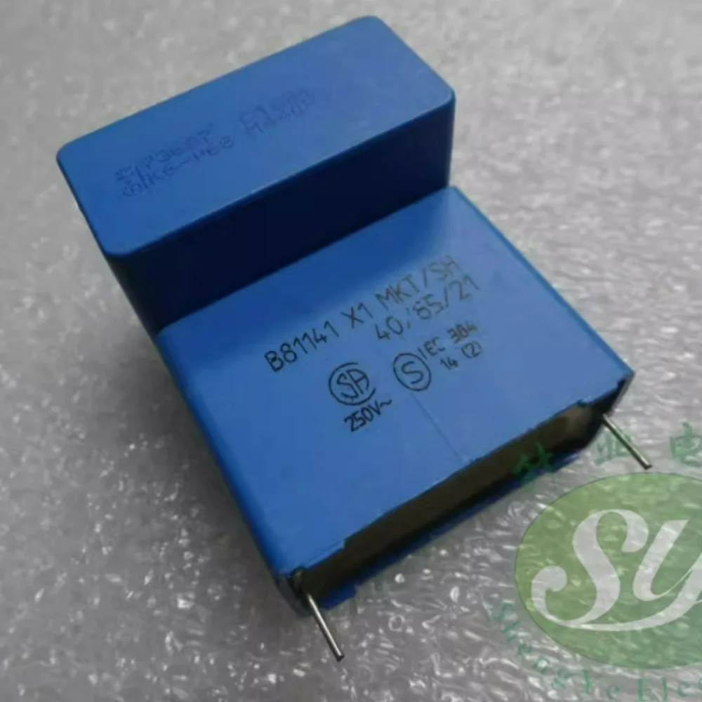 

EPCOS 0.68μF/440VAC 680nF U68 684 Brand new X1 32mm Film Capacitor