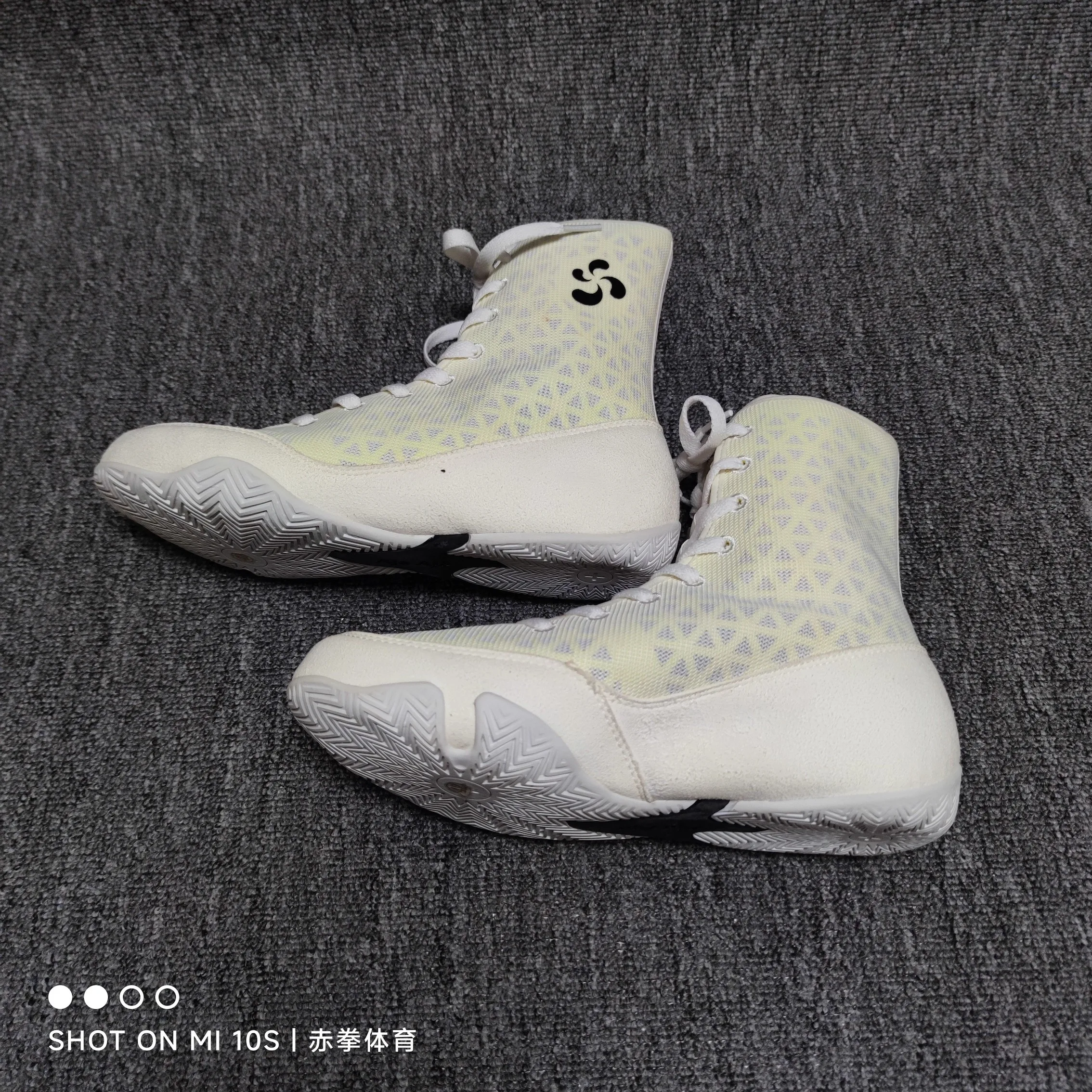 New Classic 2025 Unisex Wrestling Shoes Power Boxing Shoes Men's Fitness Shoes Strength Training Shoes Exceptional Quality