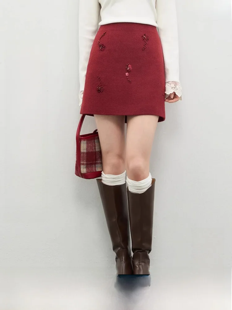 

Red Wool Blend Midi Skirt Ele A-Line Silhouette Zipper Closure Warmth for Winter Commute Starry Pattern New Year Sle