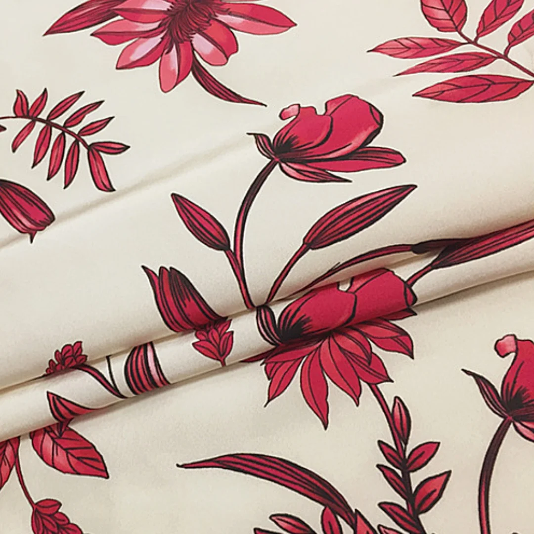 

1 meter 100% Mulberry Silk 15 momme habutae habotai Silk Fabric Red Floral Printed 114cm 44" wide by the yard XL021