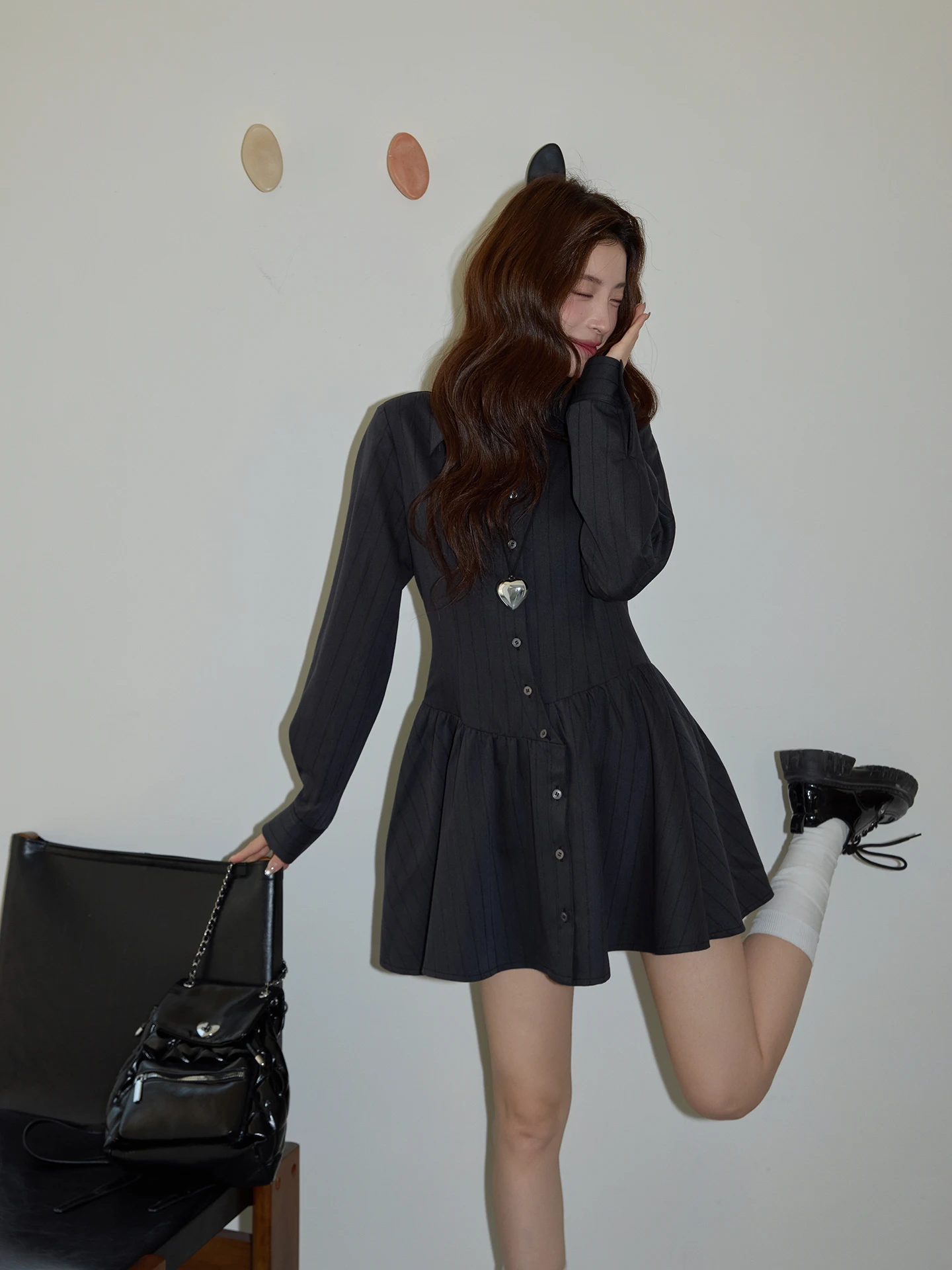 

Полосатая юбка А-силуэта с отложным воротником и длинными рукавами, в корейском стиле, для офиса, из смесовой ткани (полиэстер, вискоза, спандекс)