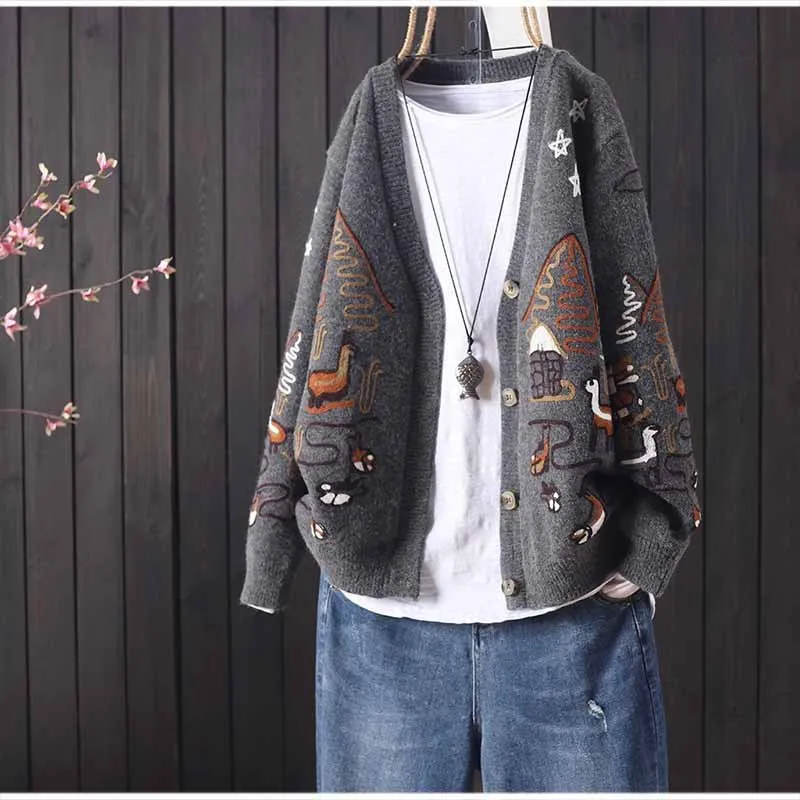 

Autumn Winter Loose-fitting Long-sleeve V-neck Jacket, Women's Embroidered Knit Cardigan, Retro Sweater Fashion Harajuku Leisure