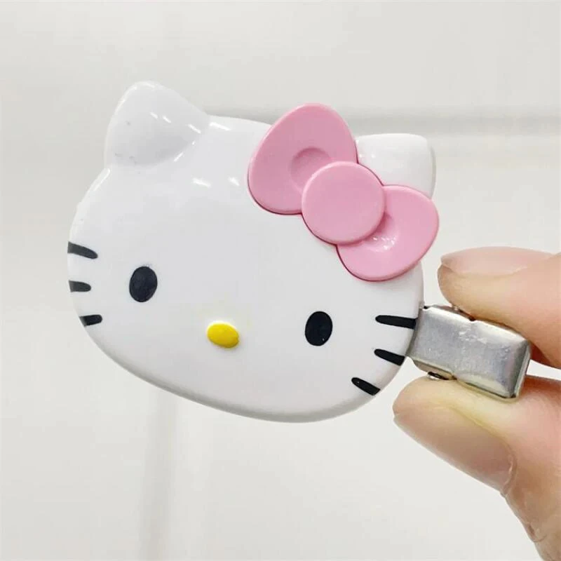 Semplice Sanrio Tornante Ragazza Ornamenti Hello Kitty Barrette Anime Cartoon Clip di capelli Copricapo Accessori per capelli Regalo Clip a becco