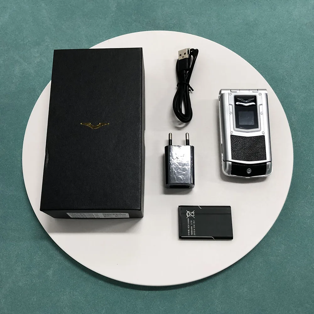 V77 Ayxta GSM CellPhone 2.4inches MTK Dual SIM Dual Standby Flashlight Music Player Bluetooth Flip Mobile Phone