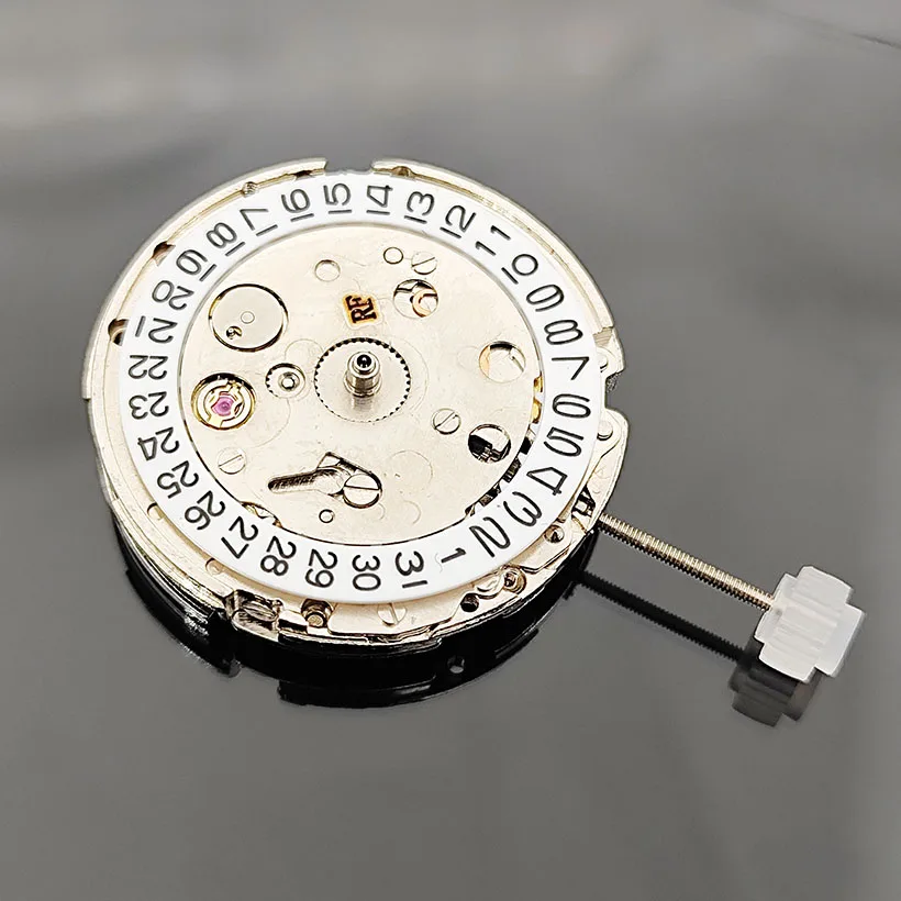 قطعة واحدة من إكسسوارات الساعة، حركة 8205 أصلية جديدة تمامًا، آلة بيضاء ميكانيكية أوتوماتيكية محلية، تقويم واحد