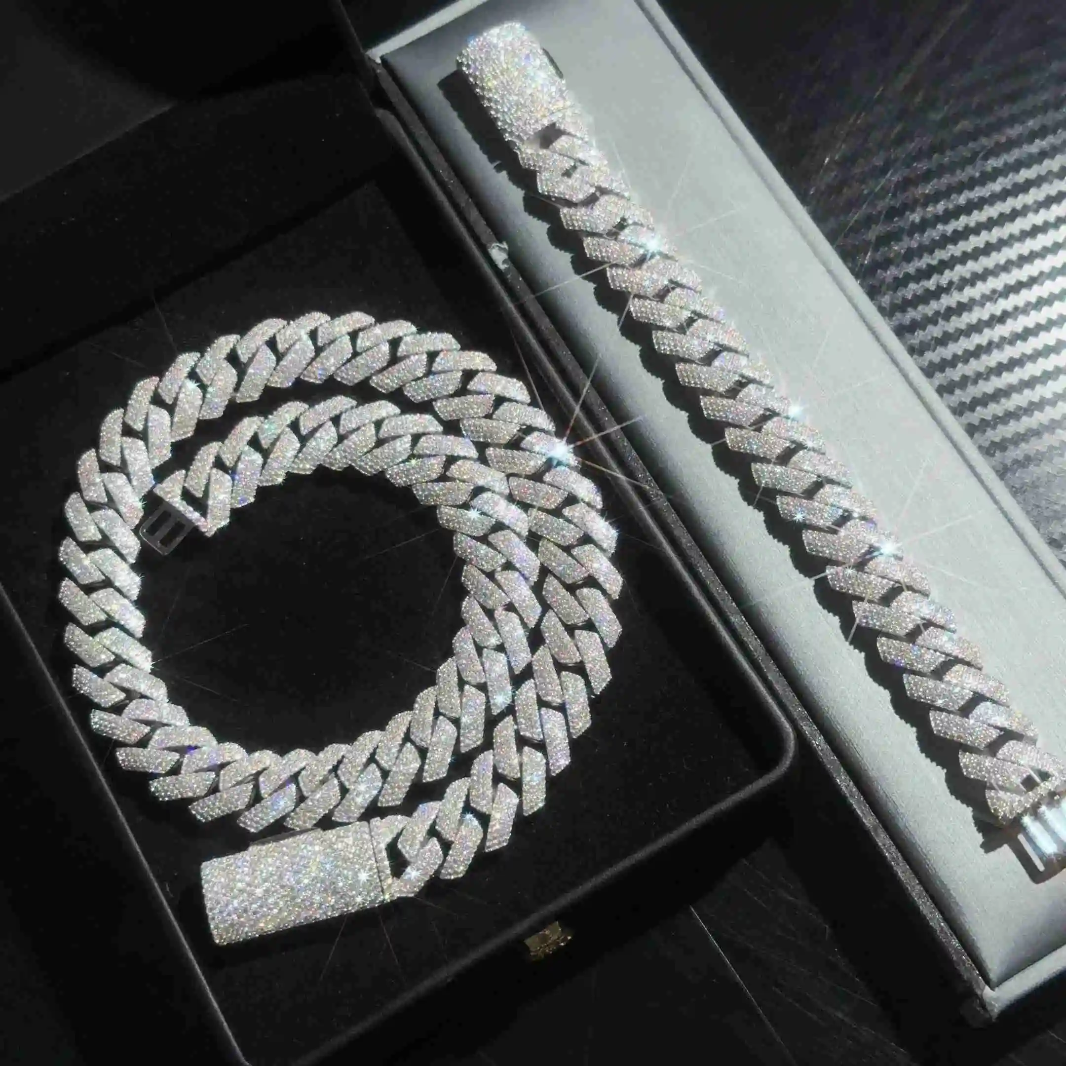 Quality High Hip Hop Jewelry 4 Row 15mm Lab Moissanite Cuban Link Chain for Men 925 Sterling Silver Iced Out Maimi Cuban Chain..