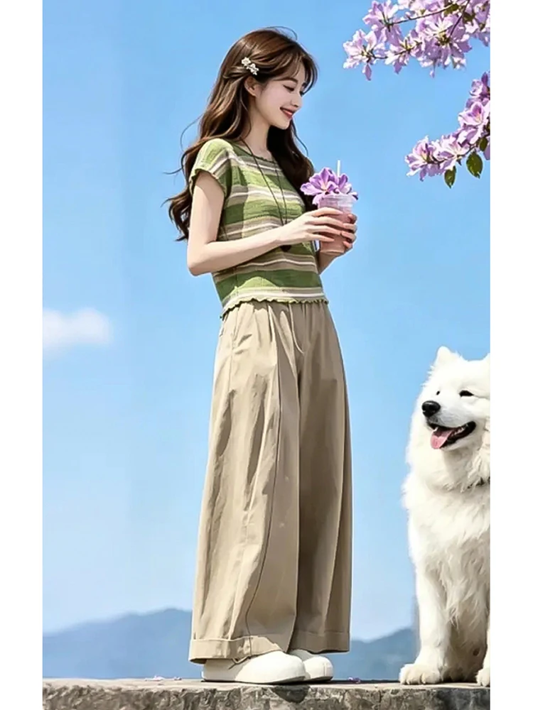 Unique Beautiful Early Summer Ladies Lazy Style Striped Knitted Top Casual Wide Leg Pants Two Piece Set Comfortable Breathable view 2