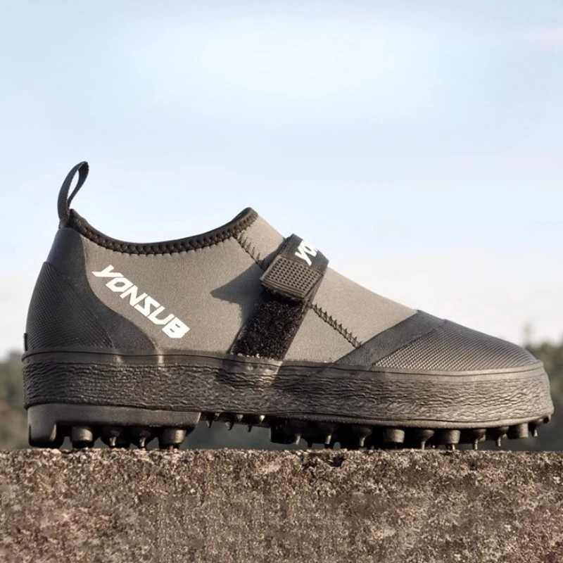 Fishing Shoes Steel Spikes Anti-Slip Wear-Resistant Soft Sole Mid-Calf Canyoning Sea Fishing Stream Outdoor Wading Shoes