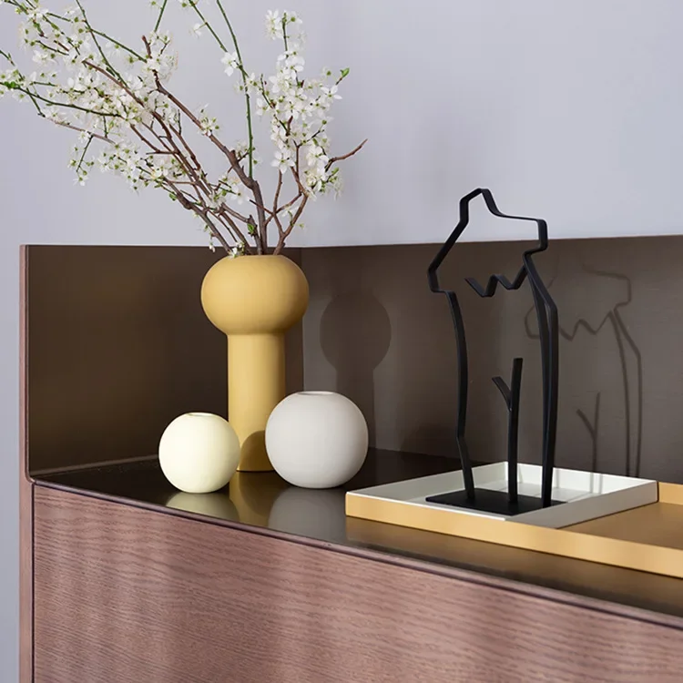 Körperlinienkunst-Ornamente, Wohnaccessoires für die Veranda, schmiedeeiserne Dekoration, einfache Form