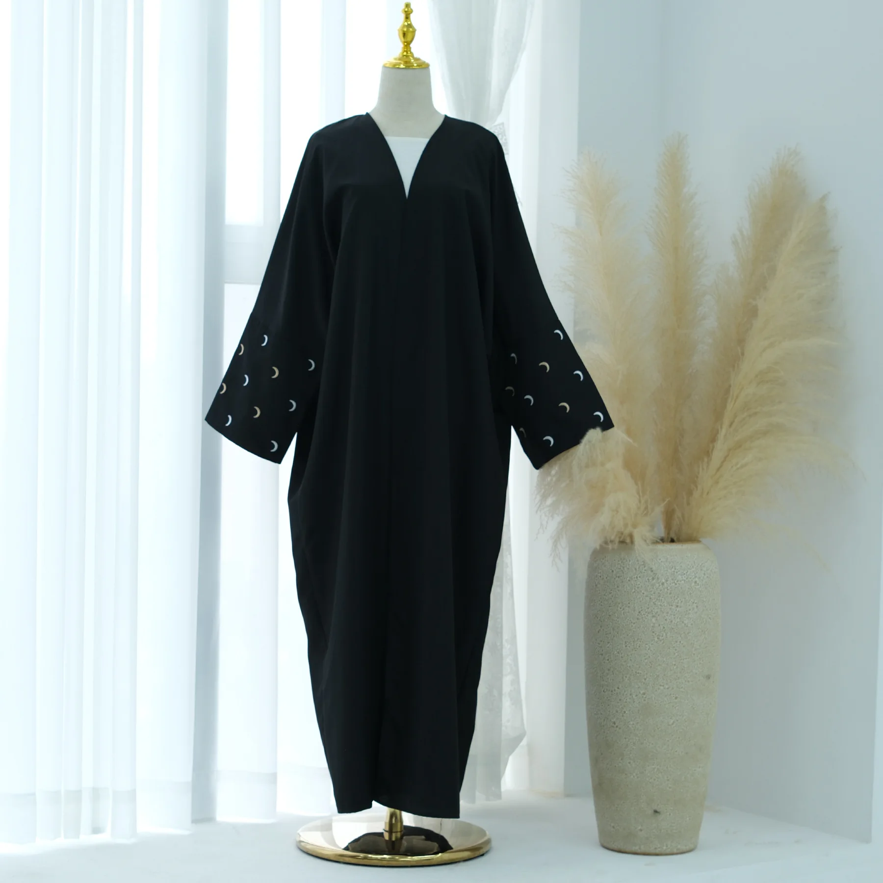 Hot Moon Embroidery Abaya Loose Bat Sleeves Kaftan Caftan Ramadan Eid Clothes Linen Kimono Open Robe Islamic Women‘s Clothing