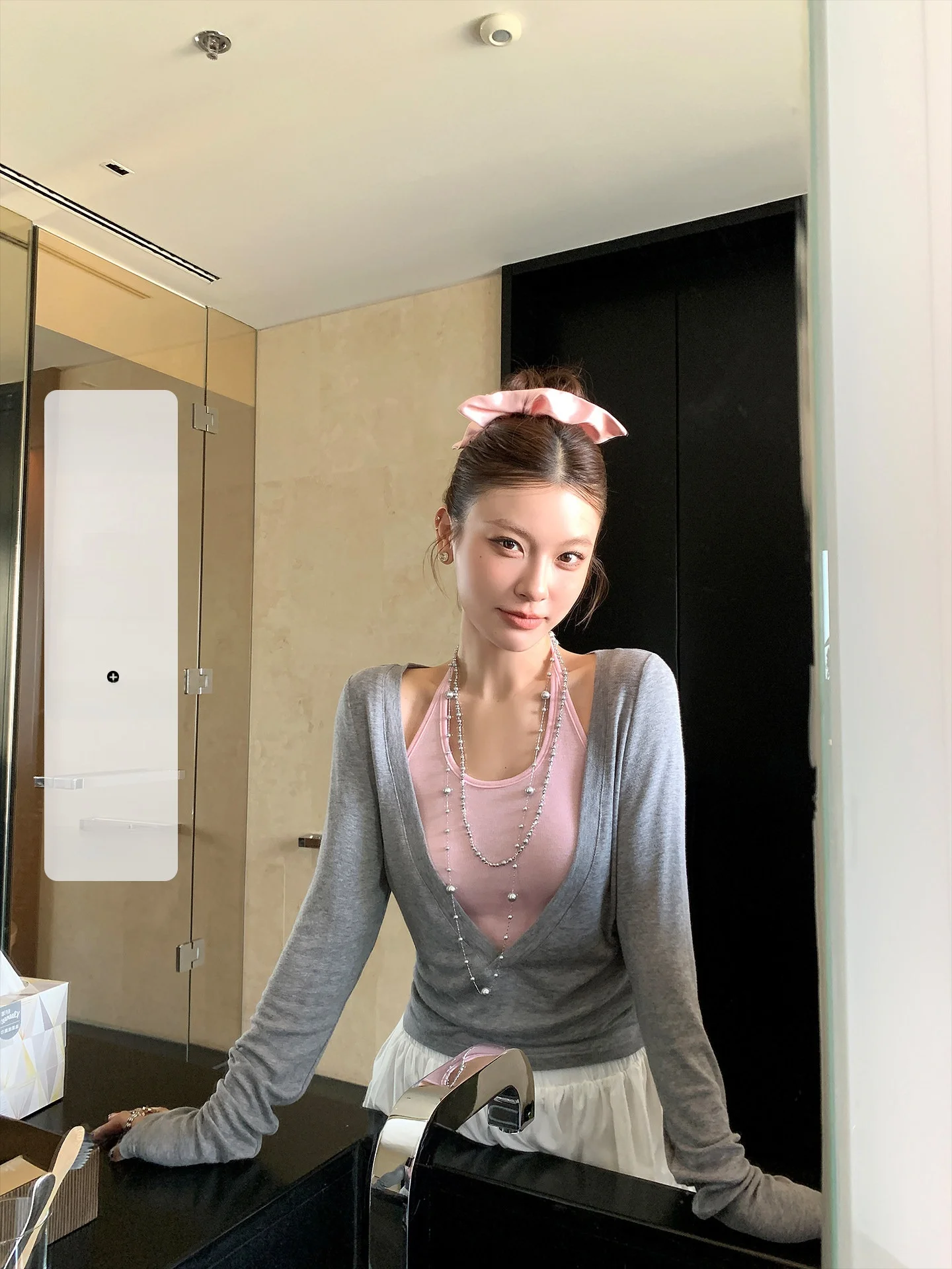 

Женская модная осенняя трикотажная кофта LIONE Layering Expert с длинным рукавом, из шерстяной смеси, с комфортным вырезом, в стиле колор-блок