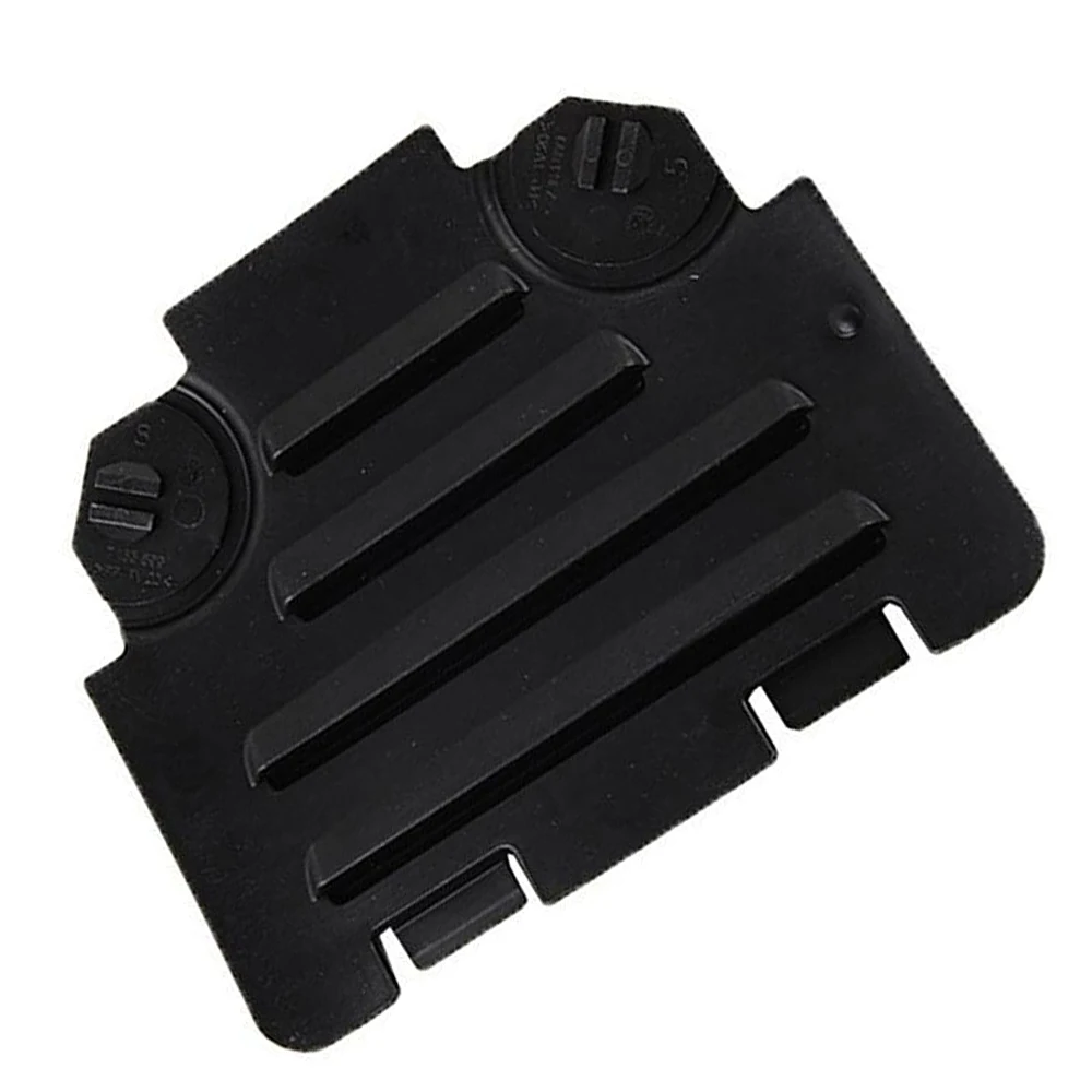 

Black Plastic Car Front Left Wheel Arch Headlight Cover For BMW E82 E90 135i 51717143849 Direct Replacement Fender Liner Cover