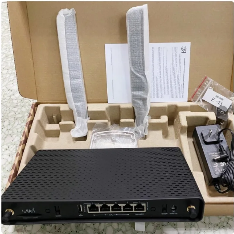 

MikroTik RBD53iG-5HacD2HnD hAP ac3 двухдиапазонный гигабитный беспроводной маршрутизатор Wi-Fi, архитектура ARM 32 бит, номинал процессора 716 МГц