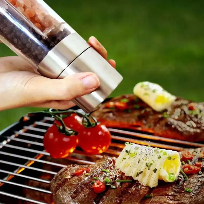 

Grinding machine, bidirectional manual black pepper grinder, sea salt stainless steel grinding bottle, glass seasoning bottle