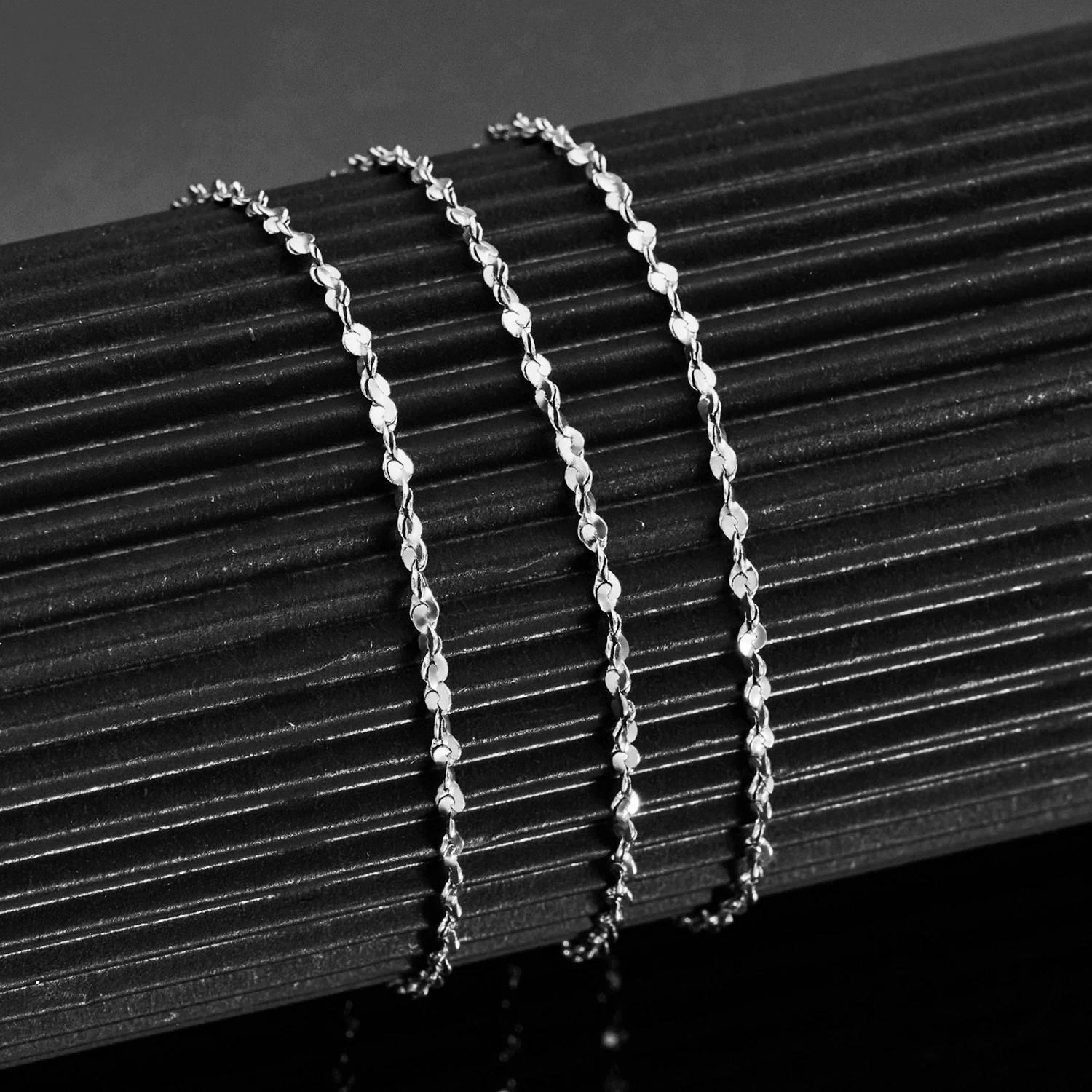 Elegante Halskette aus Edelstahl in Silberfarbe, luxuriöse Sternenkette, wasserdichter Schmuck für Frauen – Detail 4