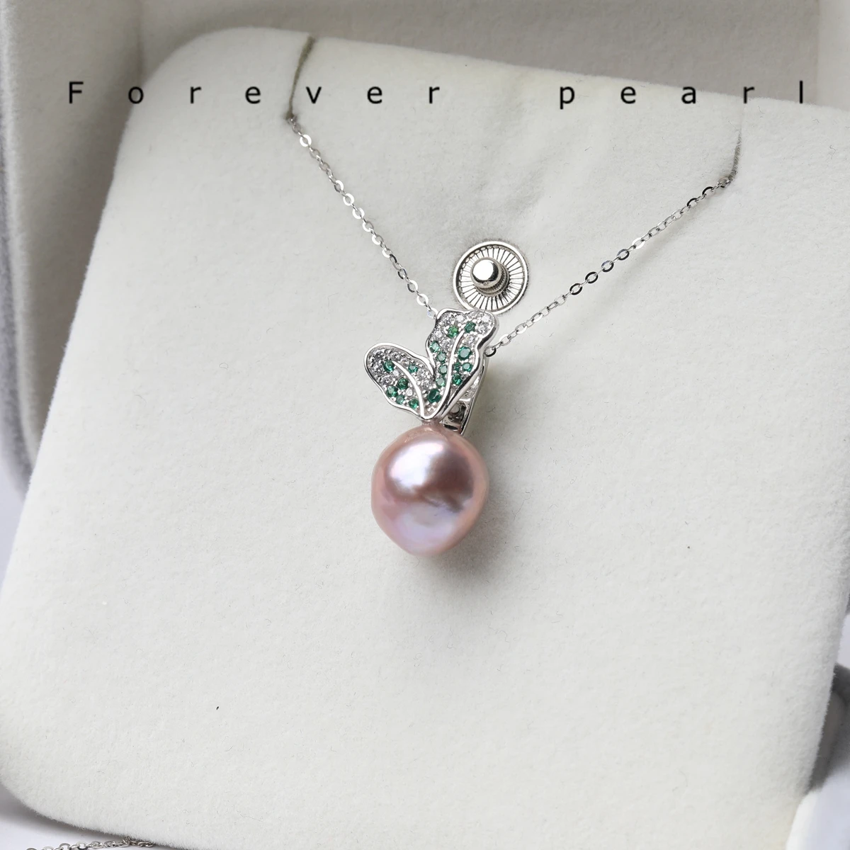 Natural Freshwater Droplet Baroque Pearl Exquisite Radish S925 Sterling Silver Inlaid with Green Zircon Universal Buckle Pendant