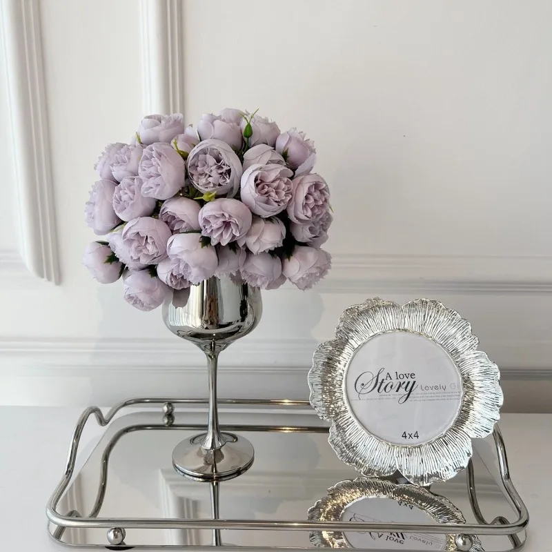 High-end light luxury simulated flower living room ornament, goblet glass vase dining table