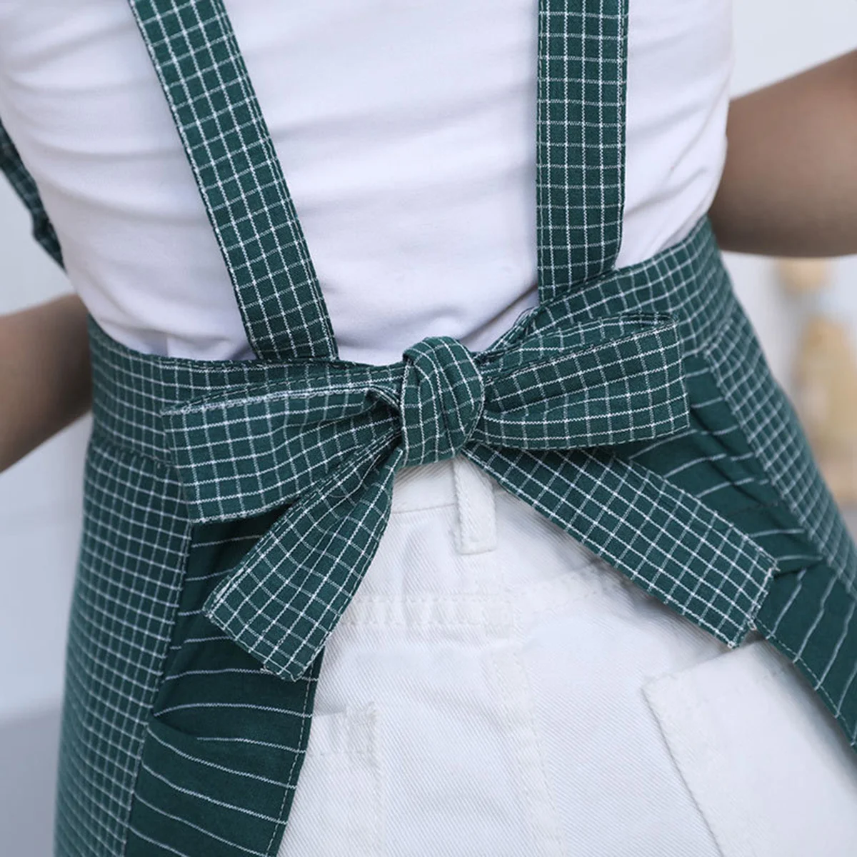 

1Pcs Premium Cotton Apron Comfortable Wear Easy Clean Two Pockets Ideal for Kids Cooking Grilling Painting Dark Green