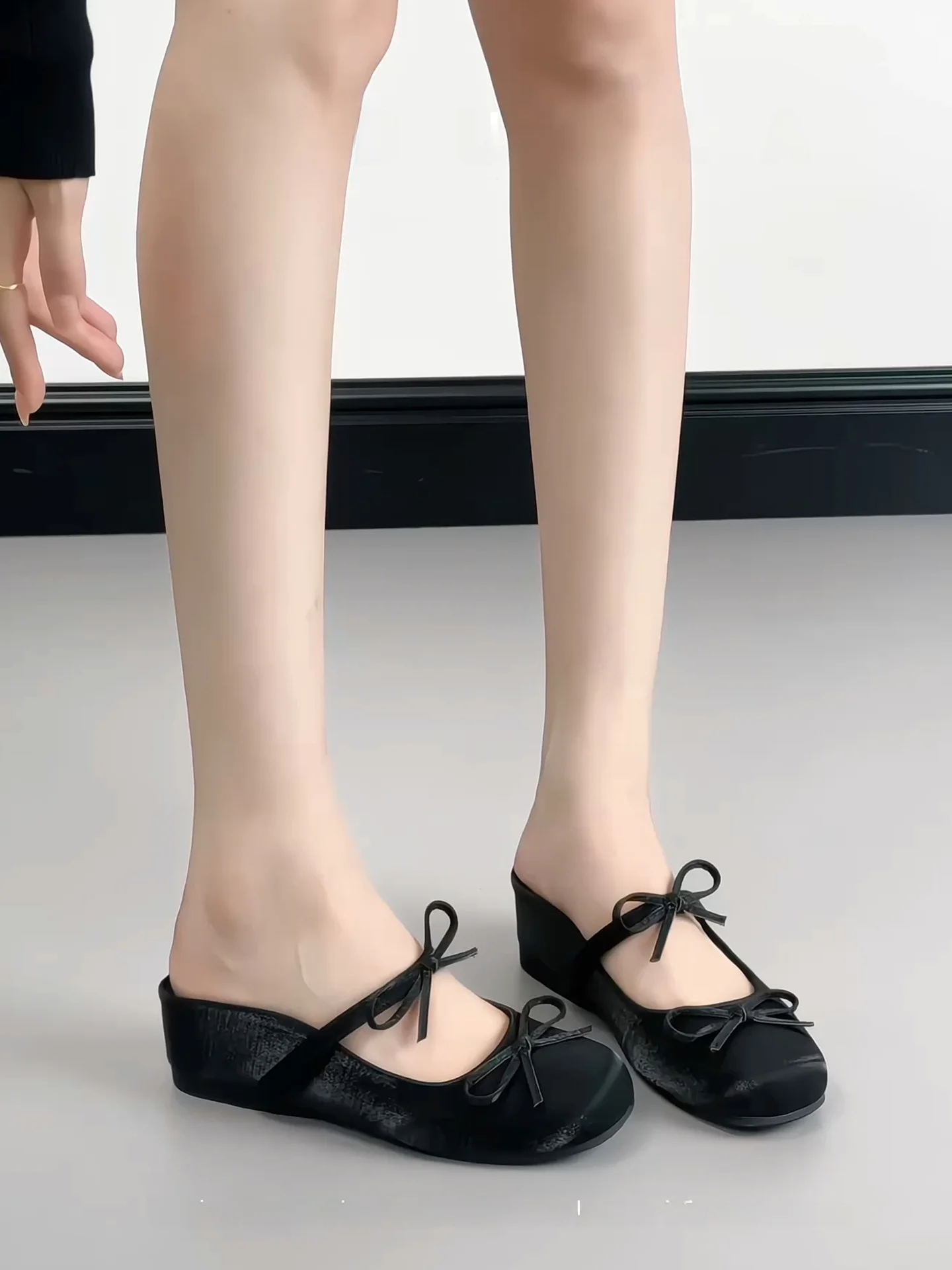 black-leather-version-slip-on-half-slippers-women's-fall-outdoor-wear-2026-new-knot-ballet-flat-shoes-half-support