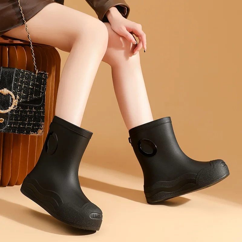 

Women's New Anti-slip Rubber Shoes Wear-resistant Boots Women's Outdoor Waterproof Boots Fashionable Outdoor Comfort Rubber Shoe