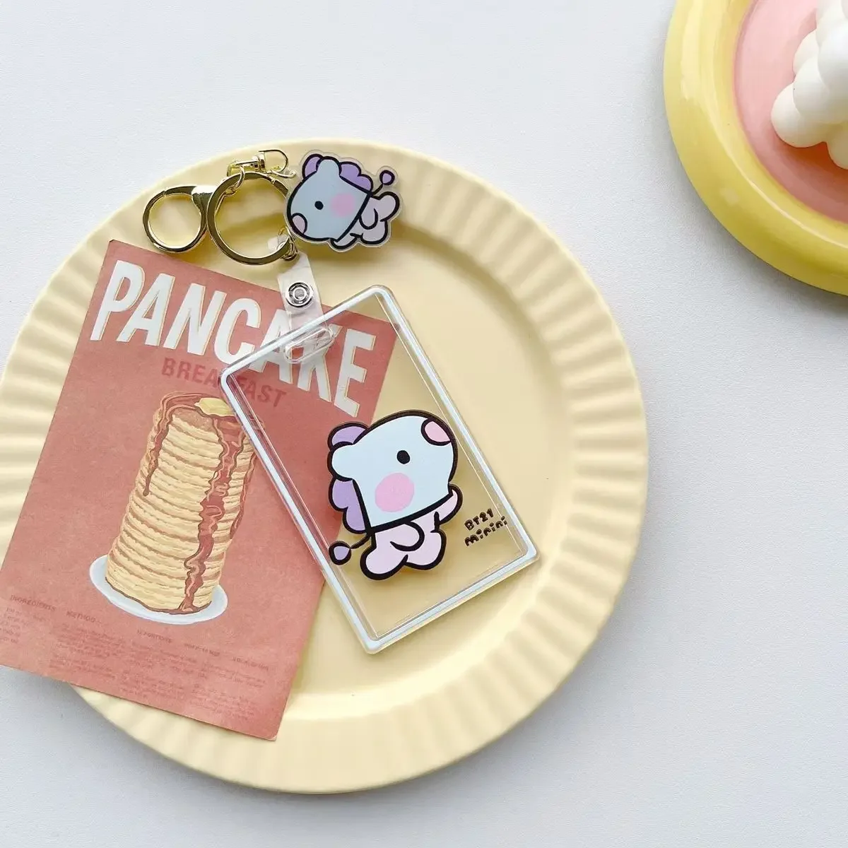 K-Pop New BT21 Kartenetui - Studentenausweis- und Buskartenetui - Brustplatte zum Schutz von Studentenmahlzeitenkarten – Detail 7
